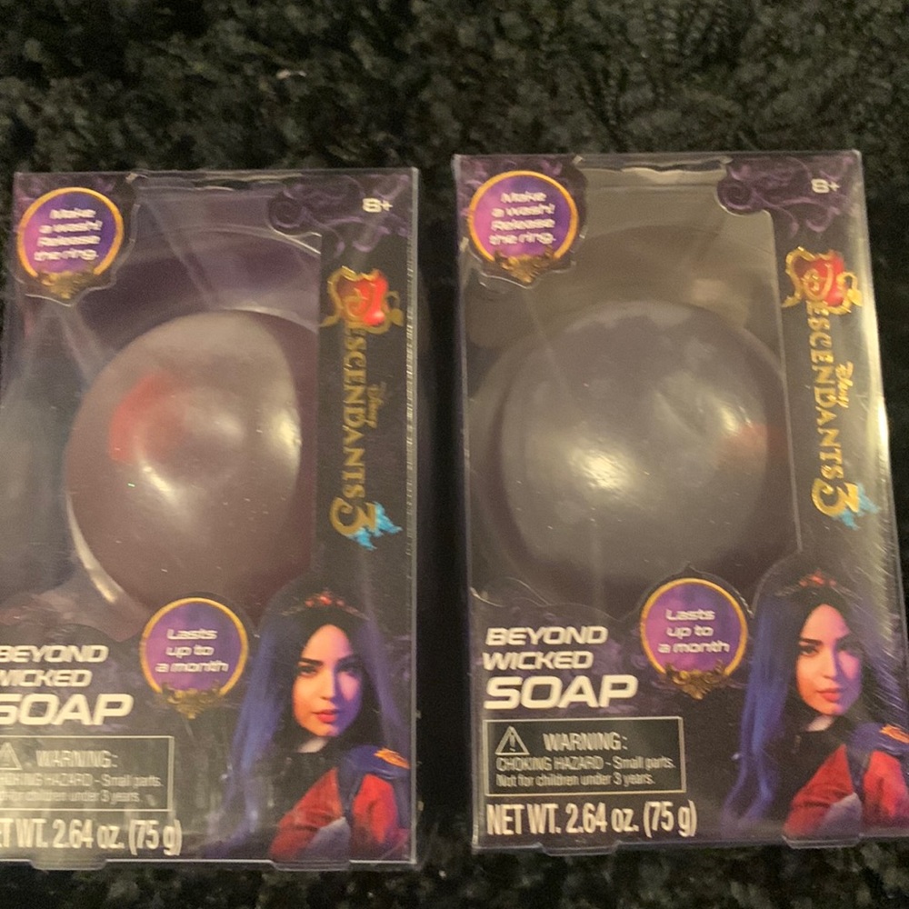 Descendants Soap Bundle